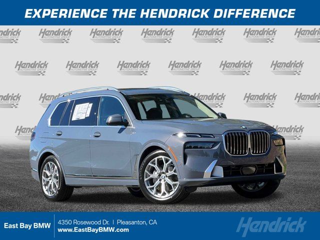 2025 BMW X7 xDrive40i