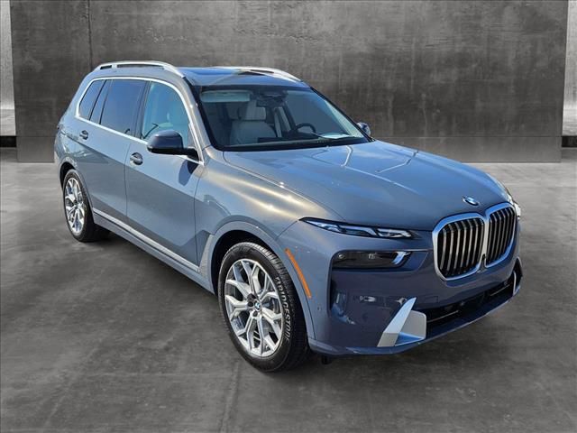 2025 BMW X7 xDrive40i