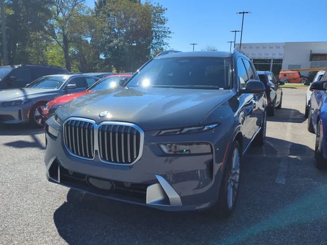 2025 BMW X7 xDrive40i