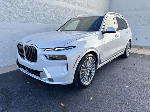 2025 BMW X7 xDrive40i