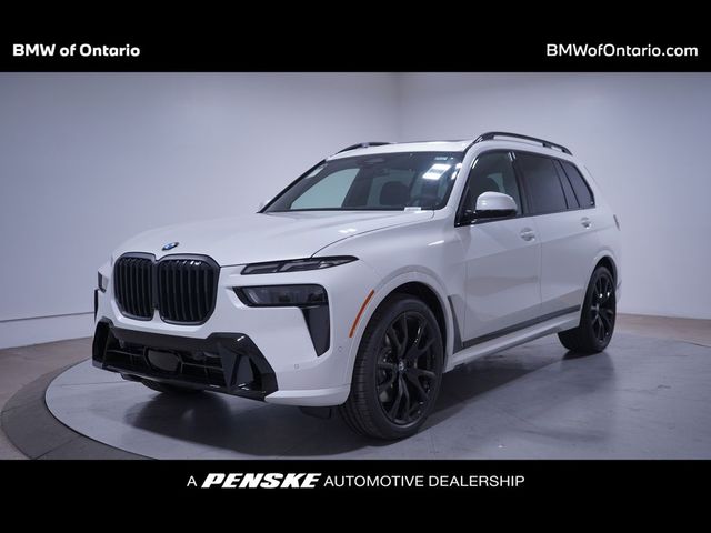 2025 BMW X7 xDrive40i