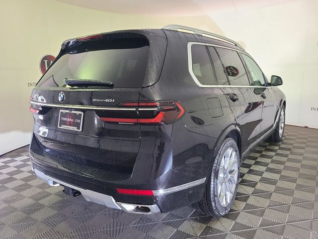 2025 BMW X7 xDrive40i