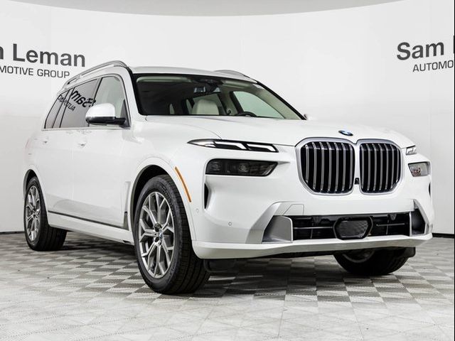 2025 BMW X7 xDrive40i