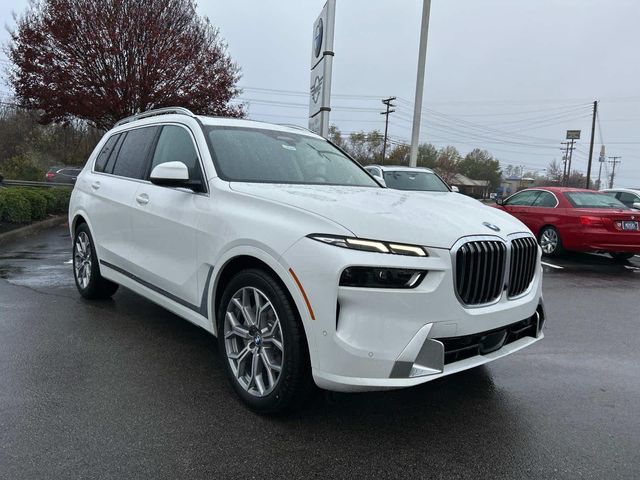 2025 BMW X7 xDrive40i