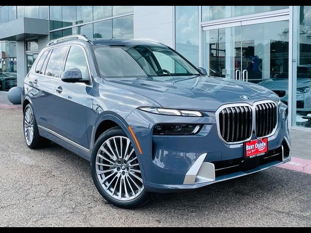 2025 BMW X7 xDrive40i