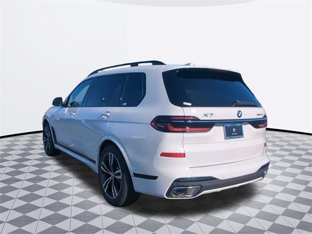 2025 BMW X7 xDrive40i