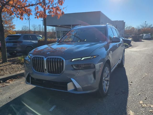 2025 BMW X7 xDrive40i