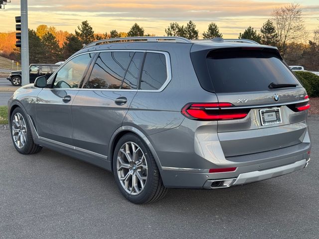 2025 BMW X7 xDrive40i