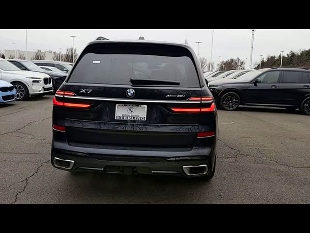 2025 BMW X7 xDrive40i