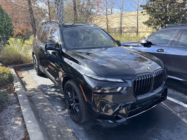 2025 BMW X7 xDrive40i