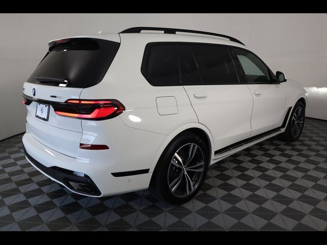 2025 BMW X7 xDrive40i