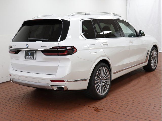 2025 BMW X7 xDrive40i