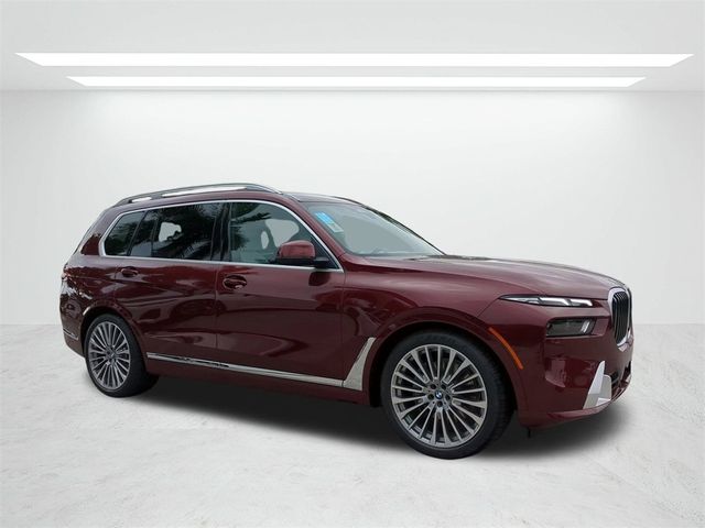 2025 BMW X7 xDrive40i