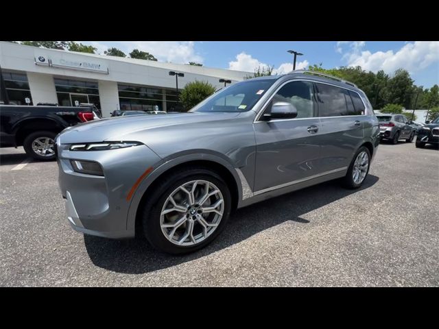 2025 BMW X7 xDrive40i