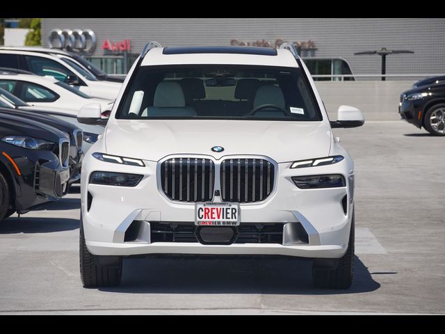 2025 BMW X7 xDrive40i