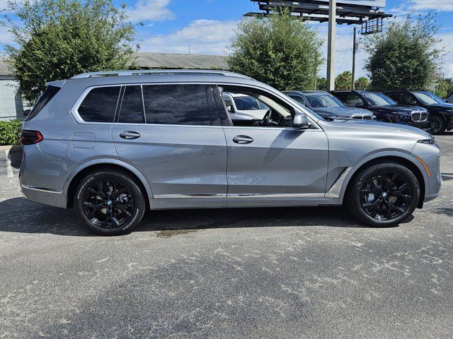 2025 BMW X7 xDrive40i