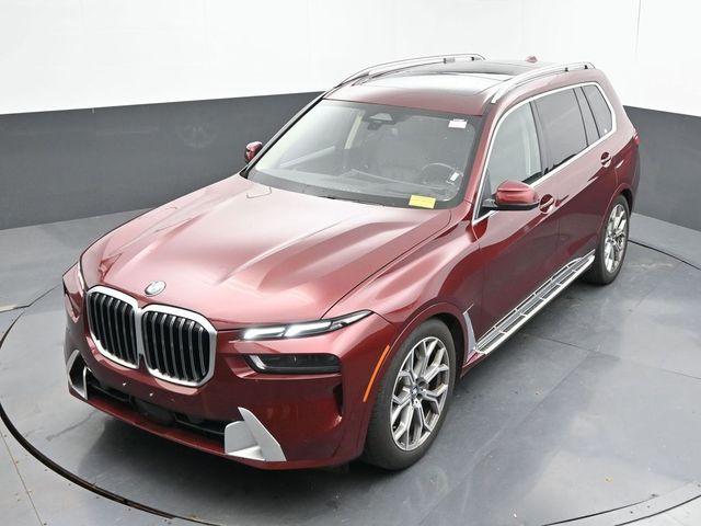 2025 BMW X7 xDrive40i