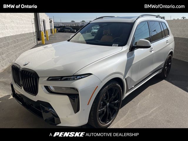 2025 BMW X7 xDrive40i