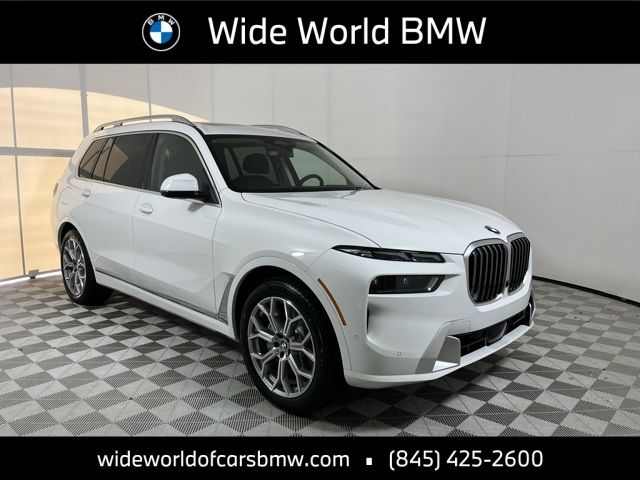 2025 BMW X7 xDrive40i