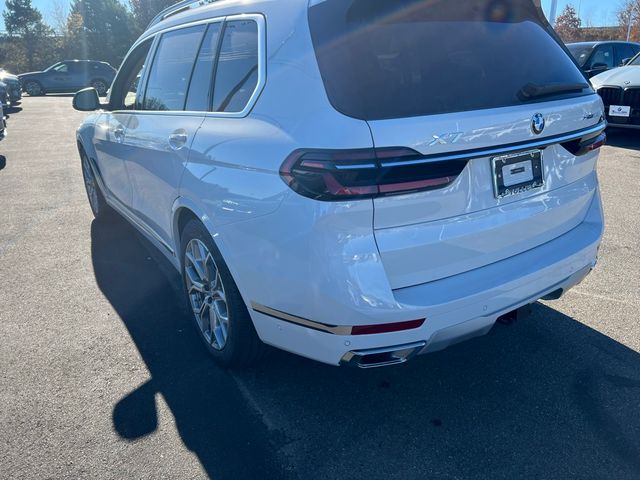 2025 BMW X7 xDrive40i