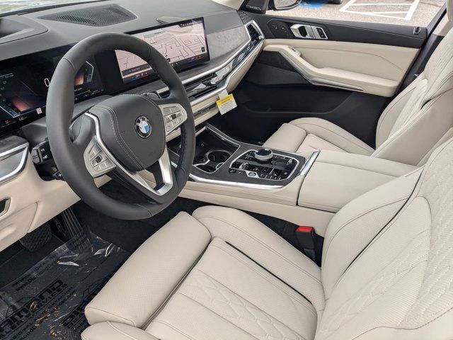 2025 BMW X7 xDrive40i