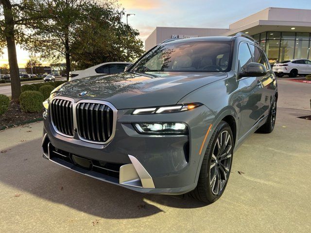 2025 BMW X7 xDrive40i