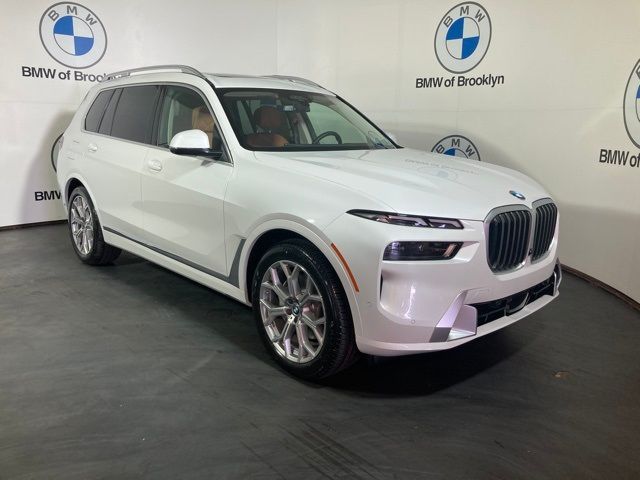 2025 BMW X7 xDrive40i