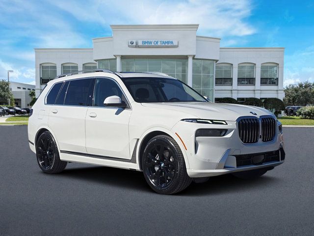 2025 BMW X7 xDrive40i