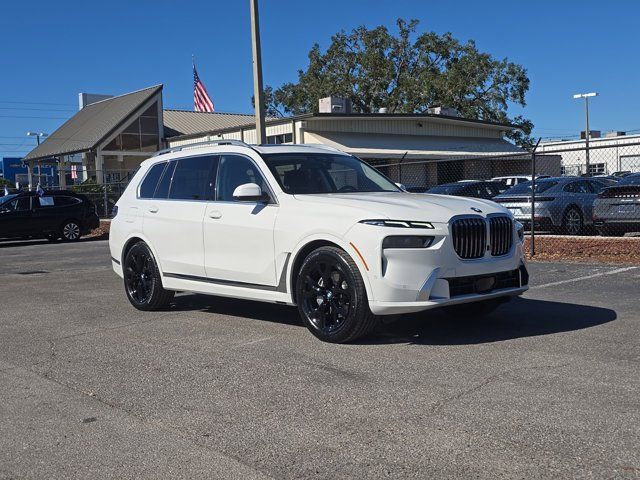 2025 BMW X7 xDrive40i