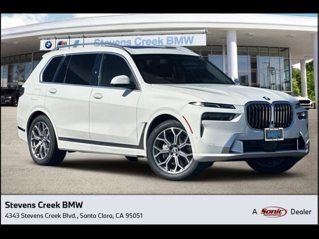 2025 BMW X7 xDrive40i