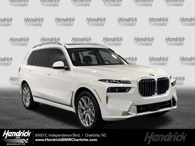 2025 BMW X7 xDrive40i