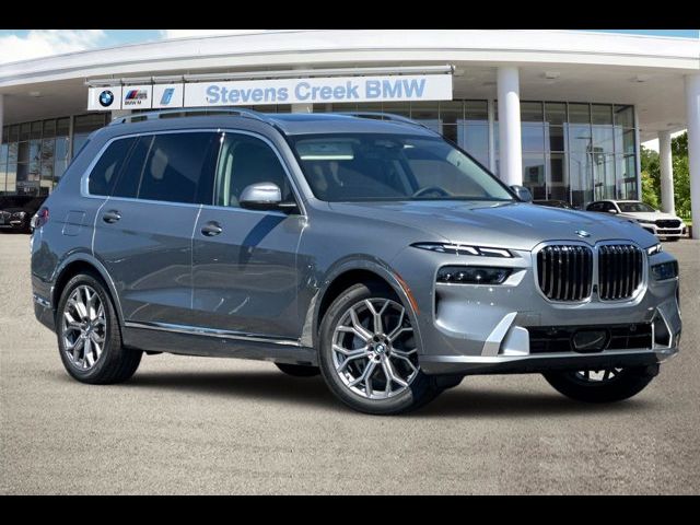 2025 BMW X7 xDrive40i