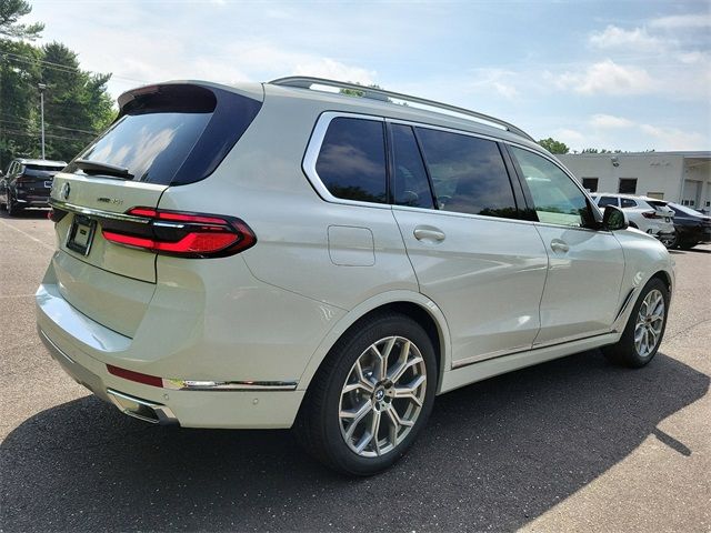 2025 BMW X7 xDrive40i