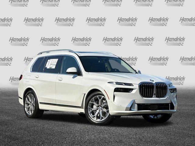 2025 BMW X7 xDrive40i