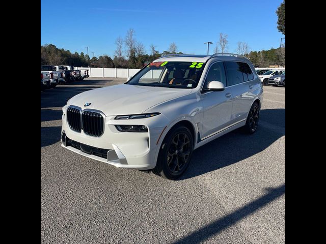 2025 BMW X7 xDrive40i