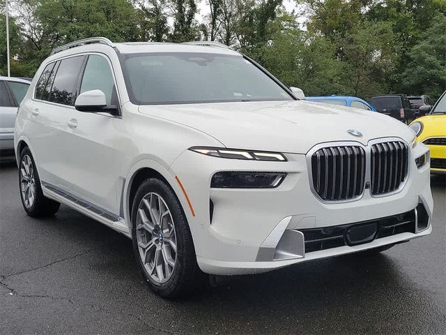 2025 BMW X7 xDrive40i