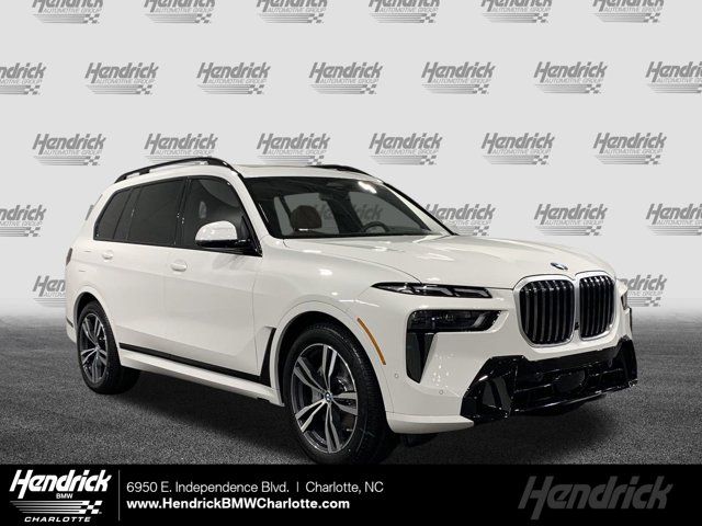 2025 BMW X7 xDrive40i