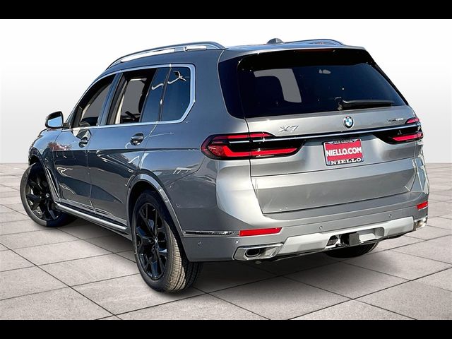 2025 BMW X7 xDrive40i