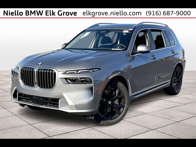 2025 BMW X7 xDrive40i