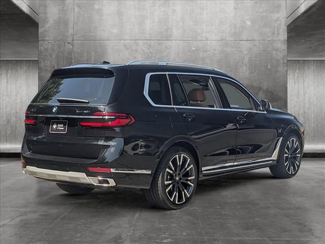 2025 BMW X7 xDrive40i