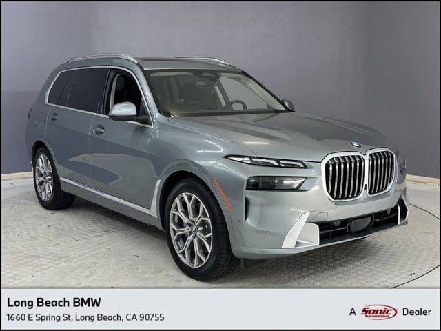 2025 BMW X7 xDrive40i