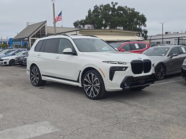 2025 BMW X7 xDrive40i