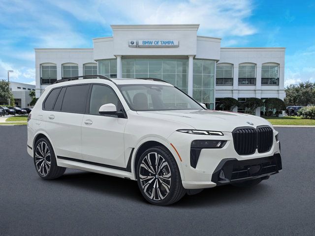 2025 BMW X7 xDrive40i