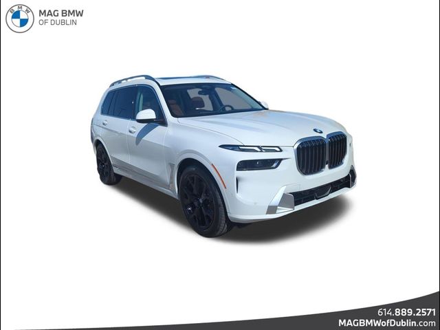 2025 BMW X7 xDrive40i