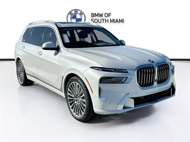 2025 BMW X7 xDrive40i