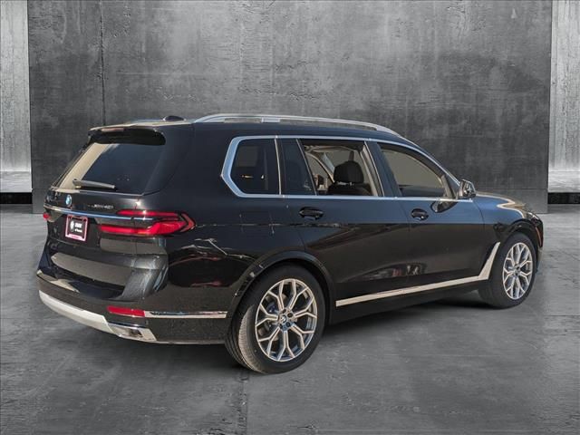 2025 BMW X7 xDrive40i