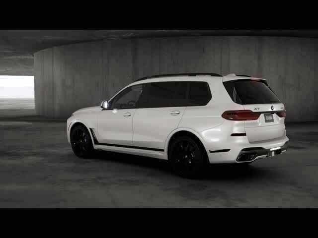 2025 BMW X7 xDrive40i