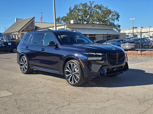 2025 BMW X7 xDrive40i