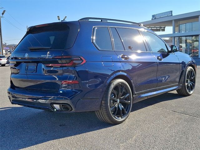 2025 BMW X7 xDrive40i