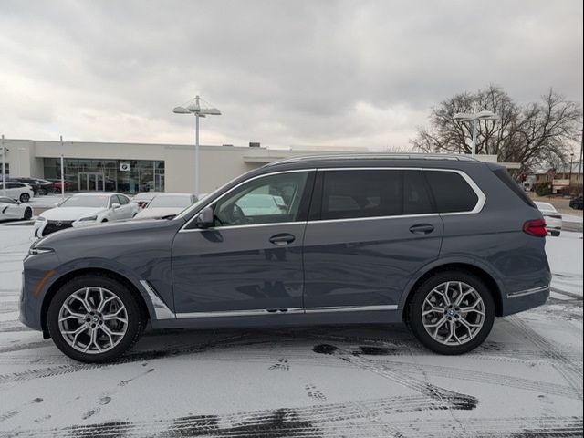 2025 BMW X7 xDrive40i